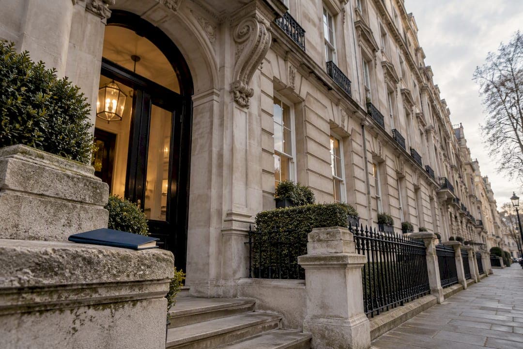 Before You Offer: Short Lease Mortgage in England After 2026 Reforms