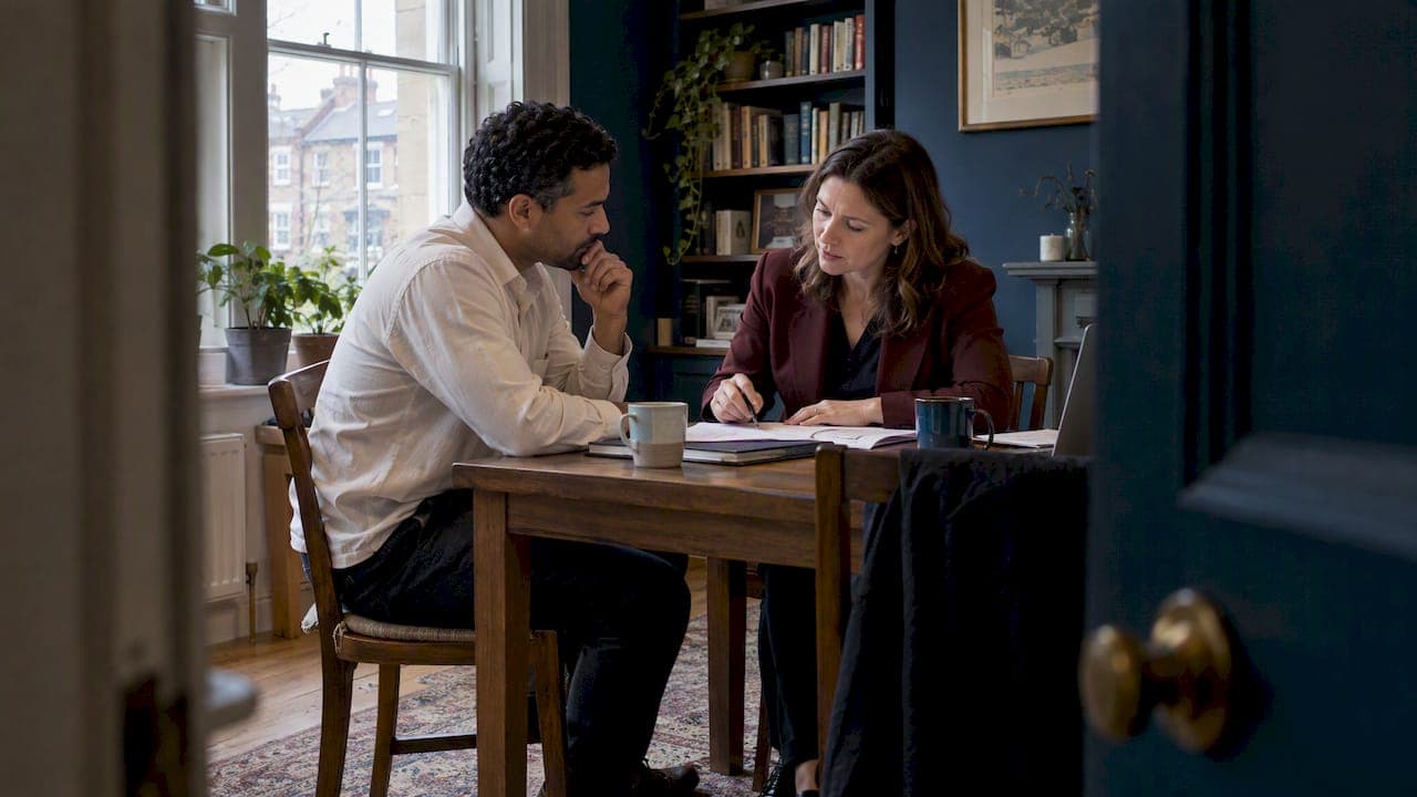 Do You Need a Mortgage Adviser in the UK?