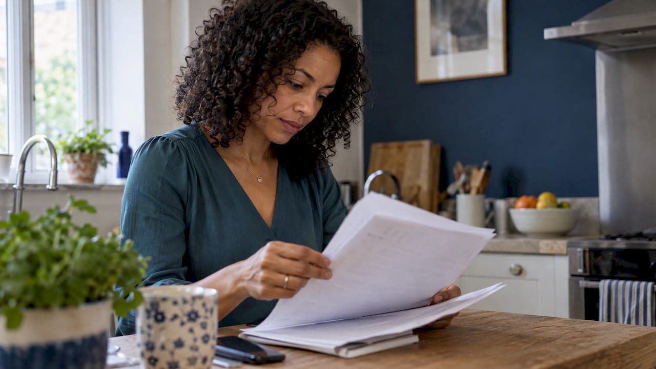 How to Lock a Mortgage Rate in the UK